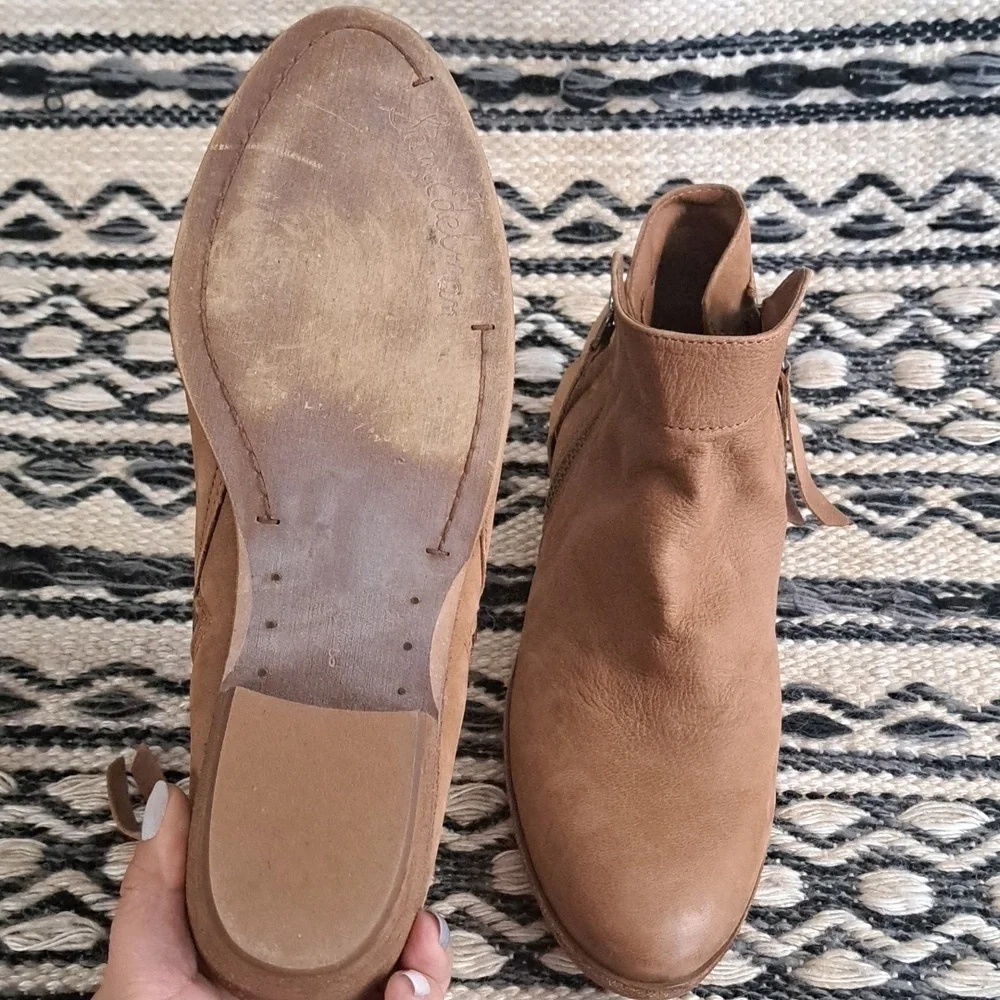 SAM EDELMAN TUCKER LEATHER BOOTIE SIZE WOMAN'S 8